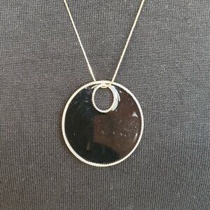 Black Round Enamel Twist Edge Pendant on 24” Silver Tone Necklace Chain